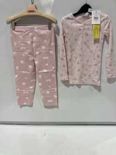 QTY OF ASSORTED WHITE COMPANY CLOTHING TO INCLUDE ELEPHANT PRINT PYJAMA SET WHITE/PINK 9-10 YEARS TOTAL RRP £323