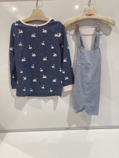 A QTY OF ASSORTED WHITE COMPANY CLOTHING TO INCLUDE SCALLOP EDGE ROMPER & TOP SET 3-4 YEARS BLUE TOTAL RRP £370