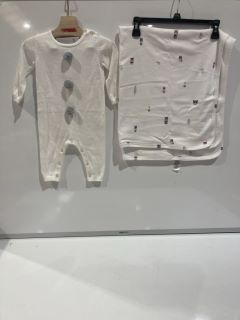 A QTY OF ASSORTED WHITE COMPANY CLOTHING TO INCLUDE SNOWMAN KNITTED ROMPER 3-6 MONTHS WHITE TOTAL RRP £286