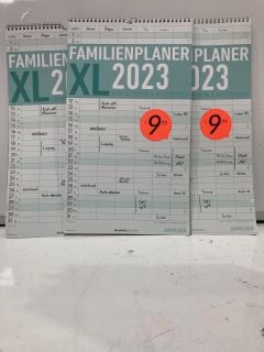 1 X BOX OF FAMILY PLANER 2023