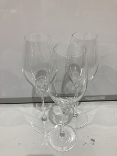 A QTY OF THE WHITE COMPANY ITEMS TO INCLUDE TULIP GLASS SET OF 4 320ML TOTAL RRP £111