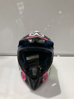 CLUTCH EVO LE HELMET CANDY SIZE L RRP £ 135.00