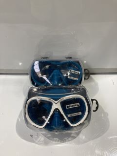 QTY OF AQUALUNG GOGGLE RRP £ 520.00