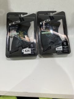 QTY OF ARC PC MEDIUM TRI FIN SET  RRP£140