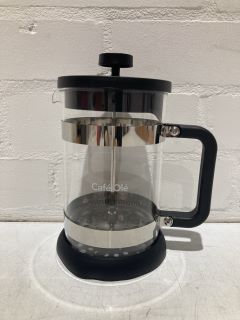 QTY OF ITEMS INCLUDING CAFE OLE COFFEE MAKER