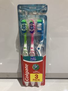 QTY OF ITEMS INCLUDING COLGATE TOOTHBRUSH 3 PACK