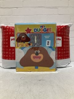 QTY OF ITEMS INCLUDING HEY DUGGEE CURTAINS