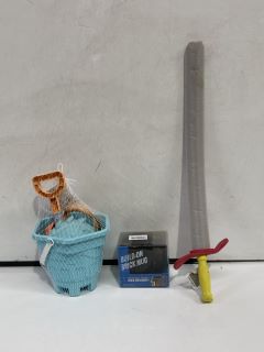 QTY OF ASSORTED ITEMS TO INCLUDE BUILD-ON BRICK MUG, TOY SWORD =