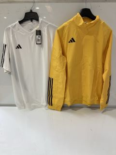 QTY OF ASSORTED MENS CLOTHING ITEMS TO INCLUDE YELLOW ADIDAS TRACK TOP, WHITE&BLACK ADIDAS T-SHIRT