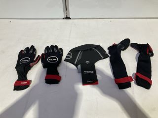 2 X ZONE3 NEOPRENE GLOVES LARGE & XS, TO ALSO INCLUDE ZONE3 NEOPRENE SWIM CAP LARGE