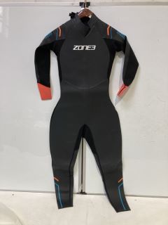 ZONE 3 ASPECT BREASTSTROKE OUTDOOR WOMENS WETSUIT SIZE SMALL/MEDIUM RRP £148