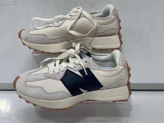 NEW BALANCE THE INTELLIGENT CHOICE 327 MENS SHOES SIZE UK:5- WHITE & BLUE