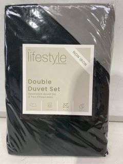 QTY OF ASSORTED ITEMS THE LIFESTYLE COLLECTION DOUBLE REVERSIBLE DUVET SET