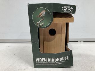 QTY OF ITEMS TO INCLUDE WREN BIRDHOUSE