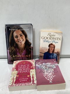 BOX OF ASSORTED BOOKS TO INCLUDE CATHERINE THE PRINCESS OF WALES THE BIOGRAPHY