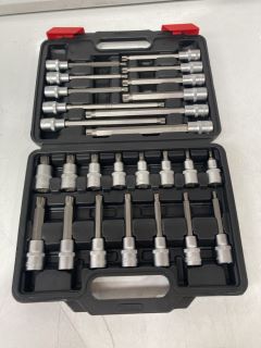 TECTAKE TOOL BOX