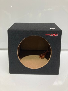 TRIPLE X SUBWOOFER BOX