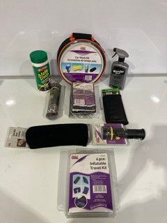 QTY OF ASSORTED ITEMS TO INCLUDE BROOKSTONE WINDSCREEN COVER & CARPLAN MATT DASH WIPES