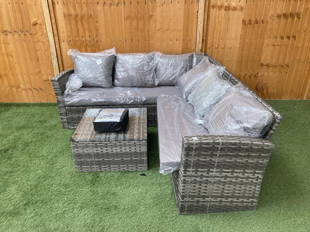 4 SEATER RATTAN GARDEN FURNITURE SET IN GREY  WITH GREY CUSHIONS, SMALL GLASS TOP COFFEE TABLE AND FURNITURE COVER IN BLACKBLE TO INCLDUE FURNITURE COVER IN BLACK