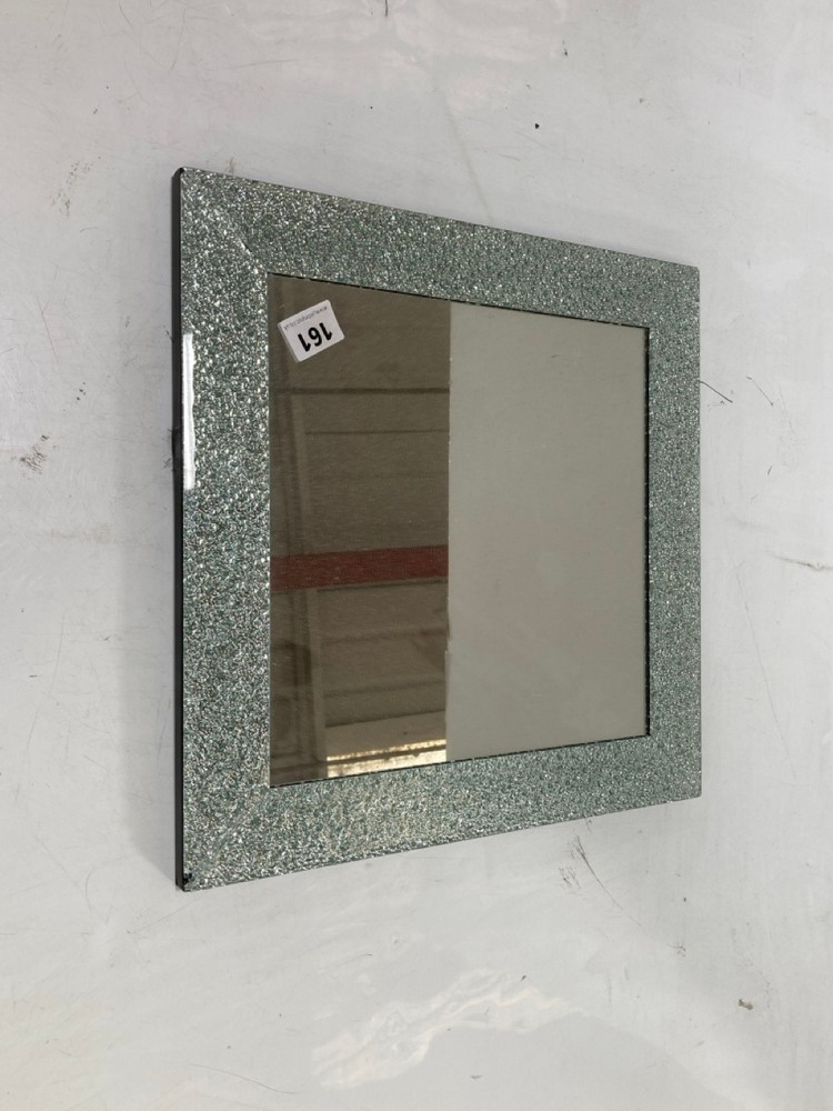 CRYSTAL SQUARE MIRROR 40 X 40 CM