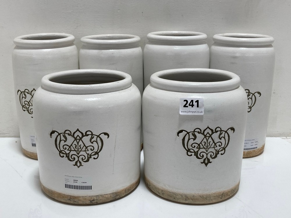 6 X WINCHESTER VASES TO INCLUDE 4 X TALL WINCHESTER VASE IN WHITE (COLLECTION ONLY)