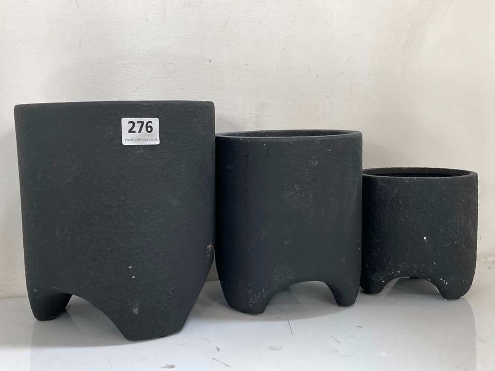 SET OF 3 TEXTURED PLANT POTS IN BLACK (COLLECTION ONLY)