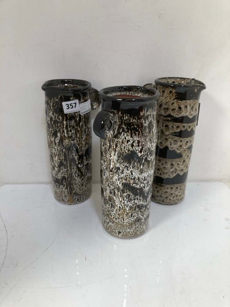 3 X MONZORO VASE WITH HANDLE (COLLECTION ONLY)