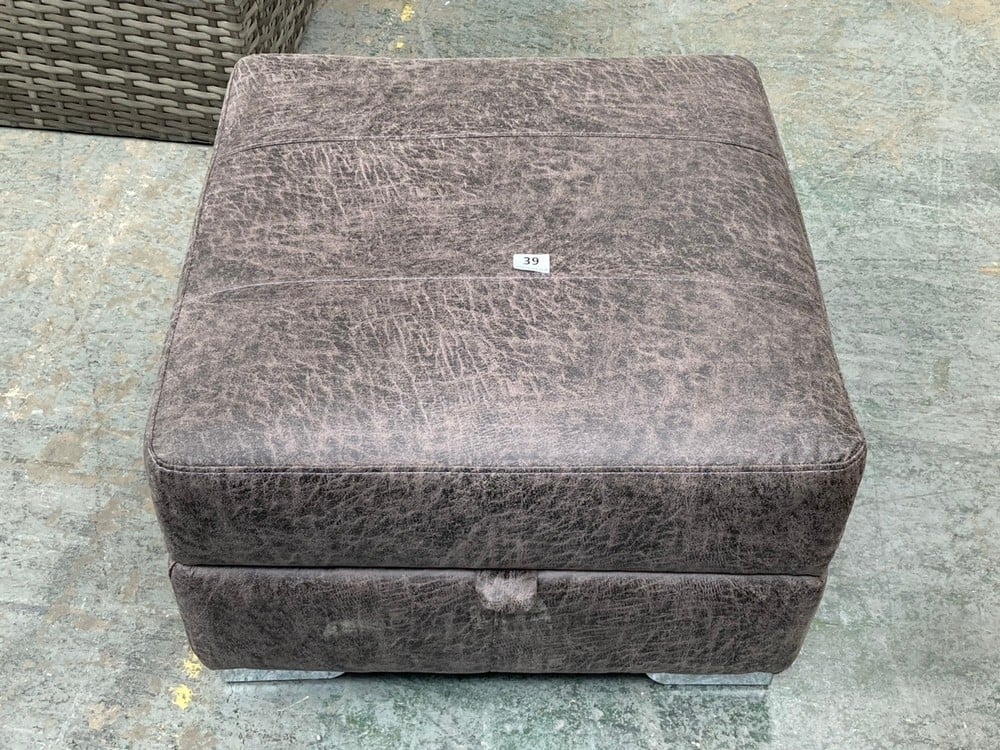 LA-Z-BOY HOLLYWOOD STORAGE FOOTSTOOL IN IGNEOUS - RRP £249