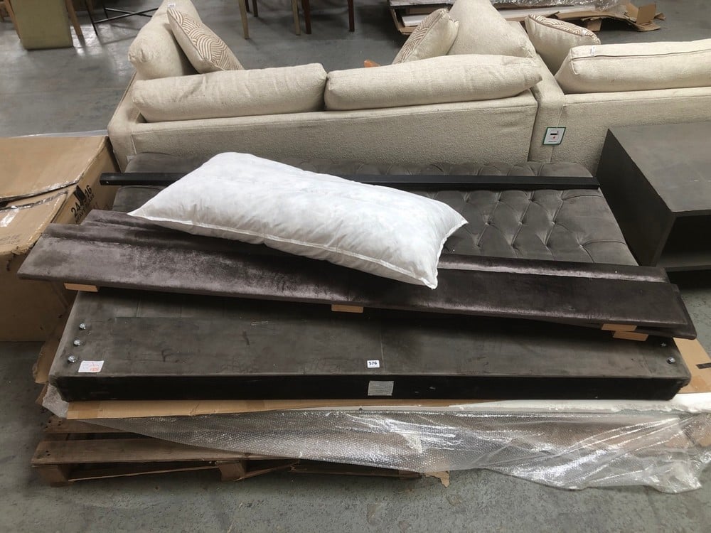 PALLET OF ASSORTED ITEMS / BED PARTS TO INCLUDE DUCK FEATHER & DOWN LARGE PILLOW