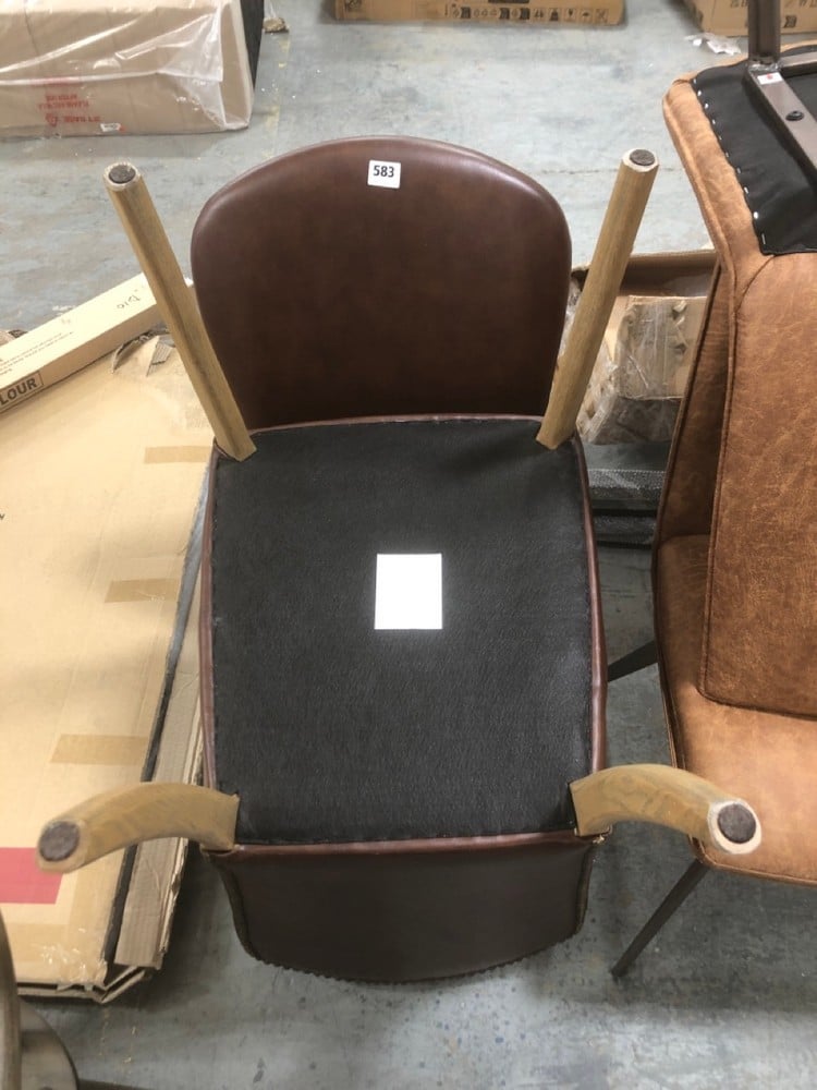 SET OF 2 ANTIQUE LEATHER DINING CHAIR WITH OAK LEGS IN BROWN