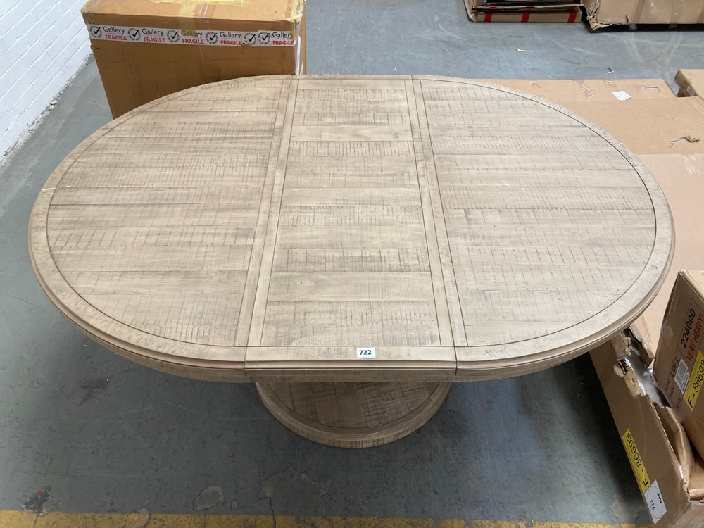 SARSDEN LIGHT WOODEN ROUND TABLE