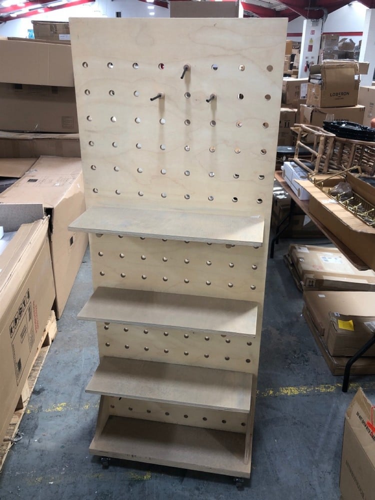 FREESTANDING WOOD DISPLAY WHEELED RACK