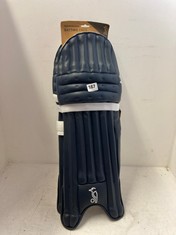 KOOKABURRA BATTING PADS - IN BLACK/WHITE - SIZE 4