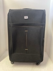 SEASTAR SOFTSHELL SUITCASE IN BLACK