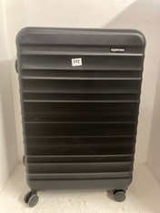 SET OF 3 HARD SHELL SUITCASES - BLACK