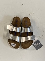 BIRKENSTOCK ARIZONA WOMEN'S SANDALS IN SILVER SIZE 38