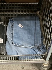 DIESEL MEN'S JEANS IN LIGHT BLUE SIZE 34