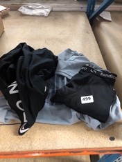 3 X ASSORTED CLOTHING TO INCLUDE NIKE PRO WOMEN'S LEGGINGS IN BLACK SIZE M