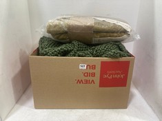 BOX OF ASSORTED ITEMS TO INCLUDE MAXIMUS COSY THROW CAMEL 1500X2000MM (503514) - RRP £39.95