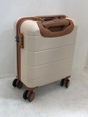 LUGG CREAM 4 WHEEL TRAVEL CASE