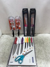 5 X ASSORTED KNIVES TO INCLUDE OPINEL NO. 220 CARVING KNIFE