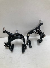 PAIR OF ROAD BIKE BRAKE CALIPERS