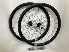 LEVEL RB40 PRO CARBON 40/40 MM RIM CLINCHER WHEELSET RRP:£599.99