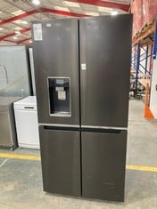 WHIRLPOOL 90CM AMERICAN STYLE FRIDGE FREEZER IN BLACK WITH WATER DISPENSER - MODEL NO. WQ9IFO1BXUK - RRP £900