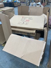 PALLET OF ASSORTED ITEMS TO INCLUDE GRANDMA SHACK WHITE BOARD 60 X 90CM (KERBSIDE PALLET DELIVERY)