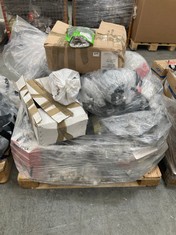 PALLET OF ASSORTED ITEMS TO INCLUDE ASPEN PUMPS XTRA PIPE SUPPORT CHANNEL CLIPS 7/8'' (22MM) (KERBSIDE PALLET DELIVERY)