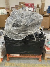 PALLET OF ASSORTED ITEMS TO INCLUDE QTY OF AFLEX 25042 BLACK O 1.5/8 OD X 1WT (KERBSIDE PALLET DELIVERY)