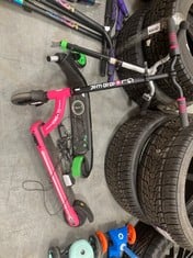 WIRED KIDS ELECTRIC SCOOTER IN BLACK / GREEN TO INCLUDE GLOBBER GIRLS ELECTRIC SCOOTER IN BLACK / PINK (COLLECTION ONLY)