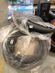 QUANTITY OF ASSORTED BIKE TYRES TO INCLUDE FAST TRAK LK SPORT 26" X 2"