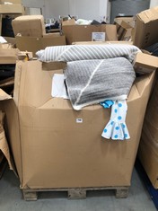 PALLET OF ASSORTED ITEMS TO INCLUDE LIGHT GREY / WHITE ROLLED RUG (KERBSIDE PALLET DELIVERY)